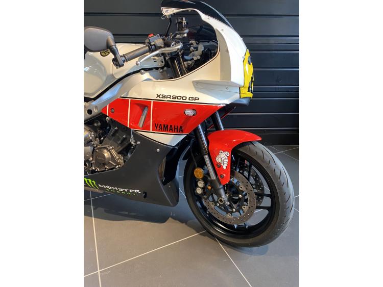 YAMAHA XSR 900 GP