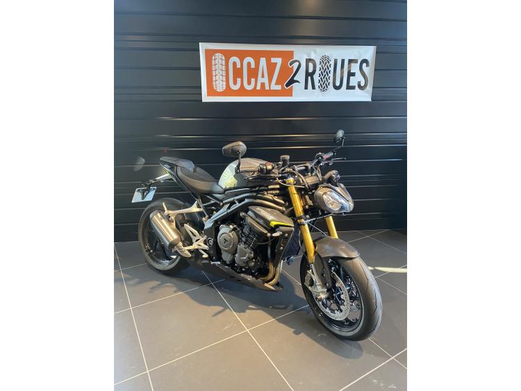 TRIUMPH SPEED TRIPLE 1200 RS