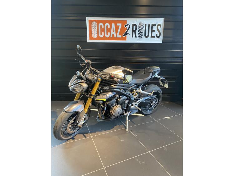 TRIUMPH SPEED TRIPLE 1200 RS
