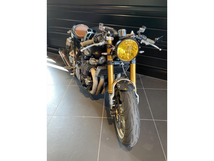 YAMAHA XJR 1200