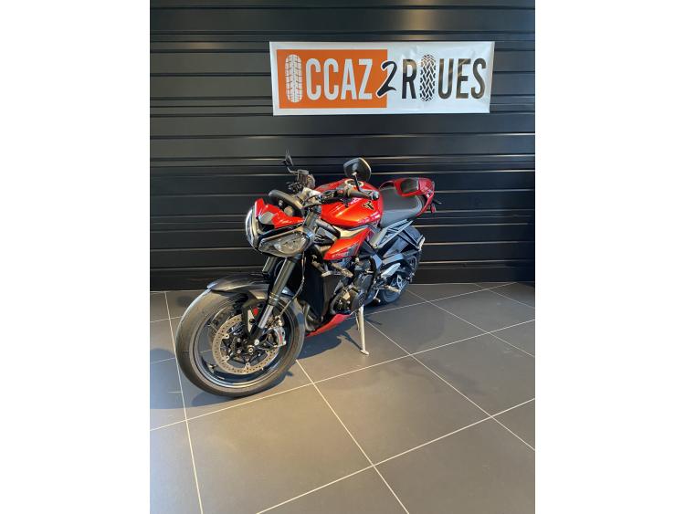 TRIUMPH STREET TRIPLE 765 RS