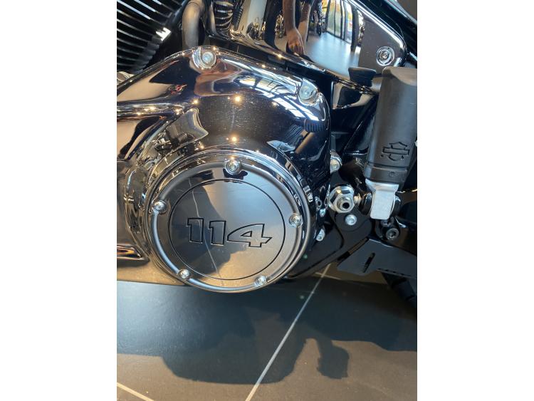 HARLEY-DAVIDSON SOFTAIL HERITAGE 1868 CLASSIC 114
