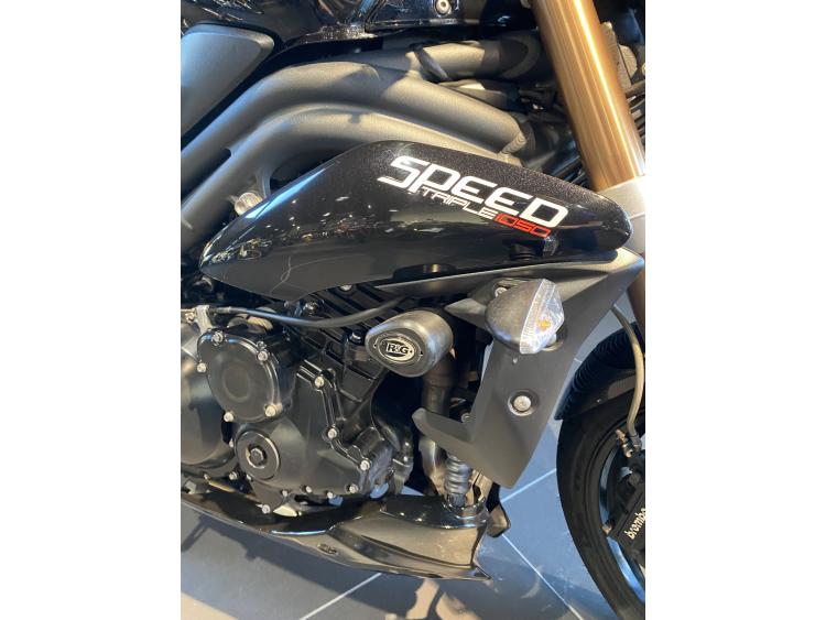 TRIUMPH SPEED TRIPLE 1050