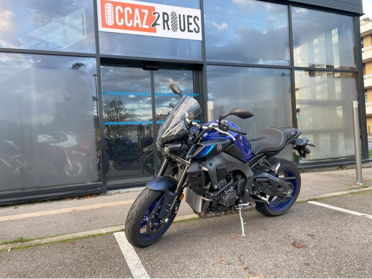 YAMAHA MT-10