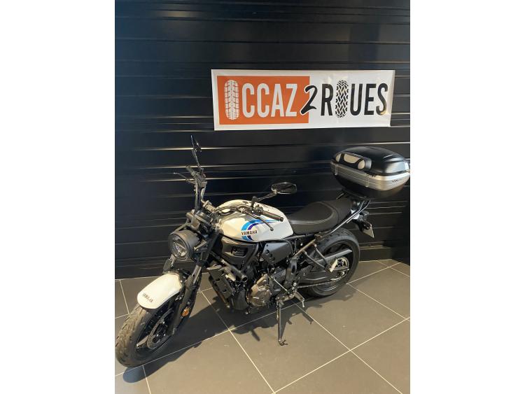 YAMAHA XSR 700 ABS