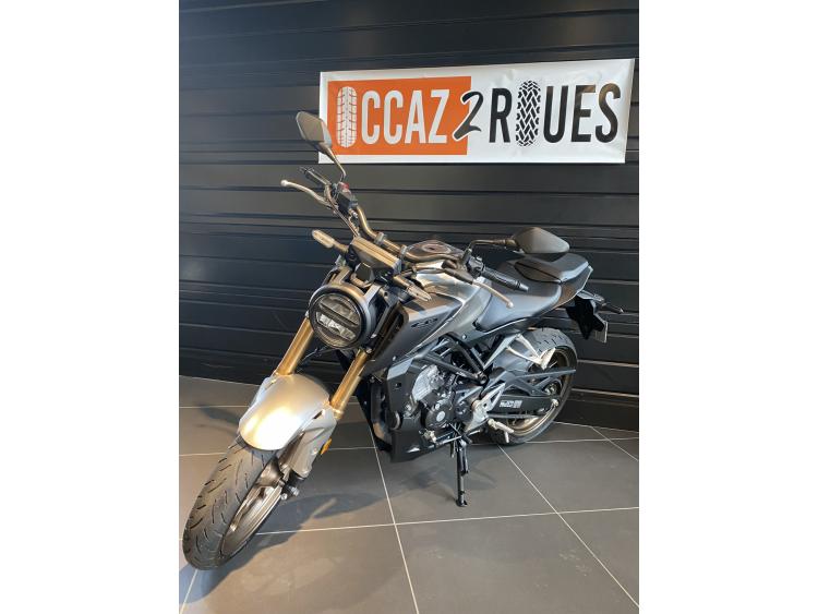 HONDA CB125R